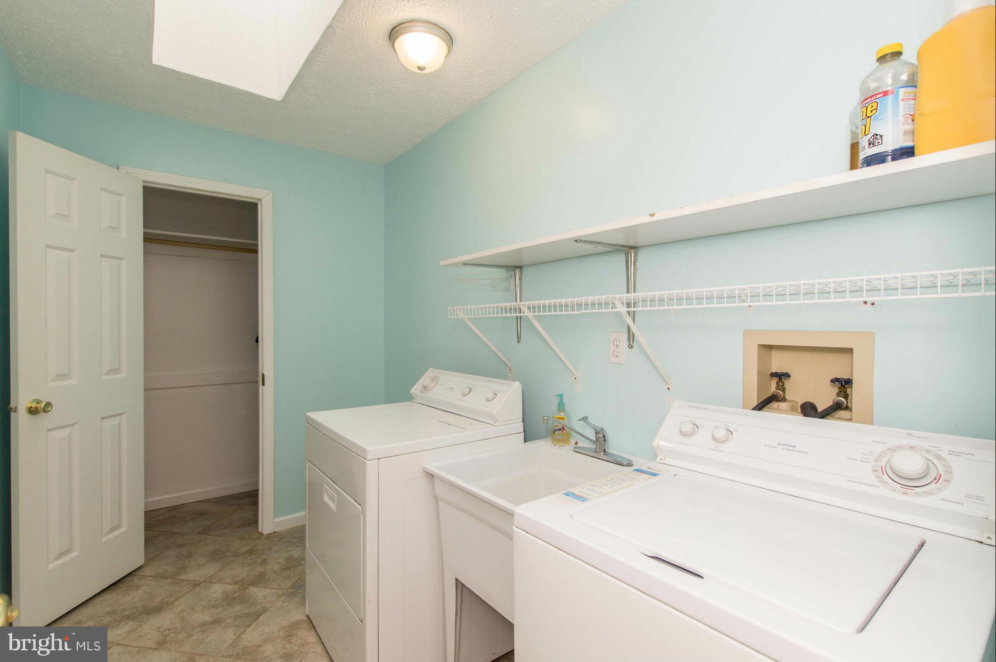 1 Locust Road Aberdeen, MD 21001 - Photo 22 of 30 Laundry