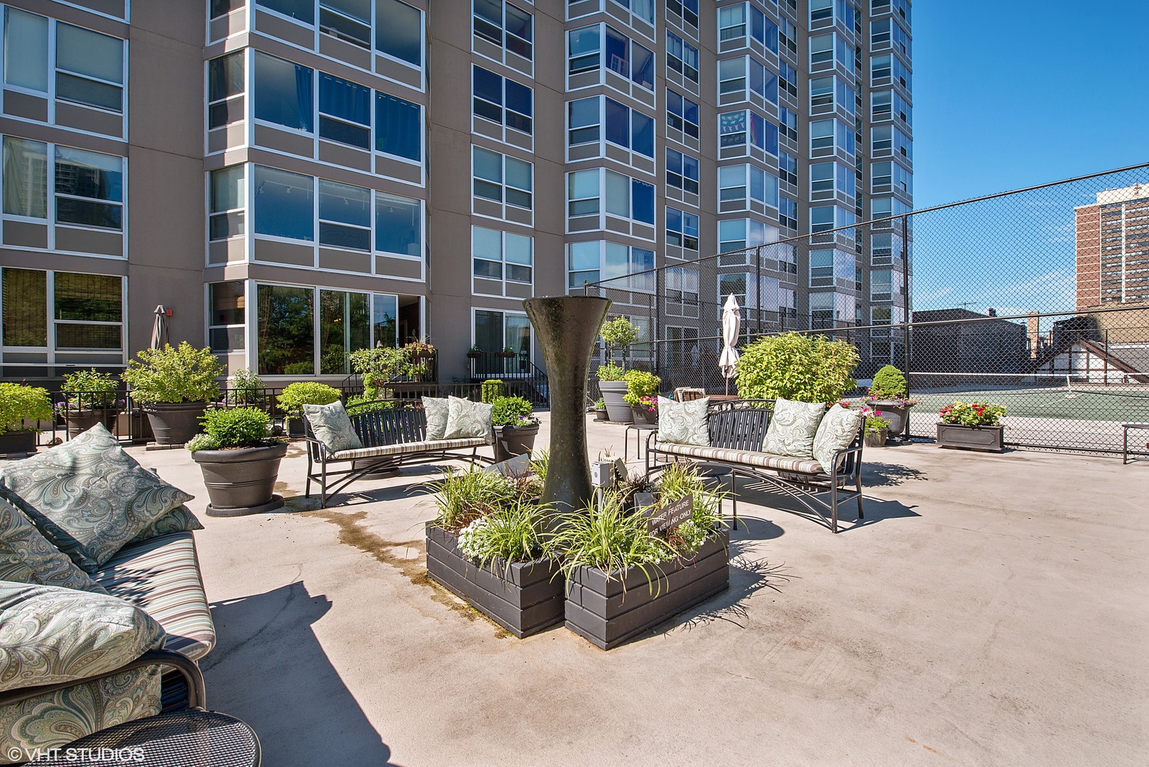 720 West Gordon Terrace, Unit 5H Chicago, IL 60613 - Photo 13 of 16