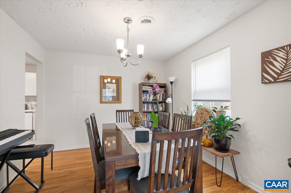 623 Bailey Road Charlottesville, VA 22903 - Photo 9 of 30