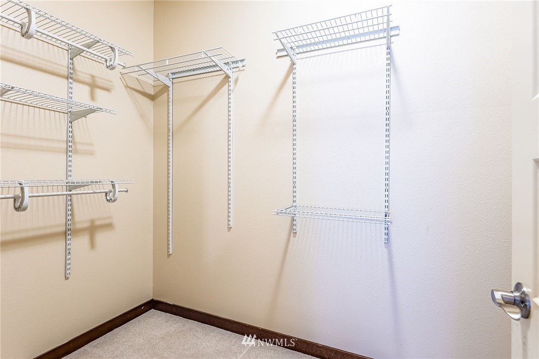 413 203rd Place Southeast Bothell, WA 98012 - Photo 29 of 38 a view of walk in closet
