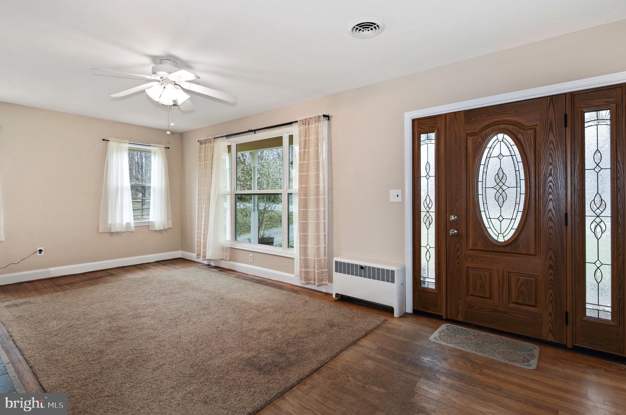 4609 Wards Chapel Road Owings Mills, MD 21117 - Photo 13 of 64 Living room