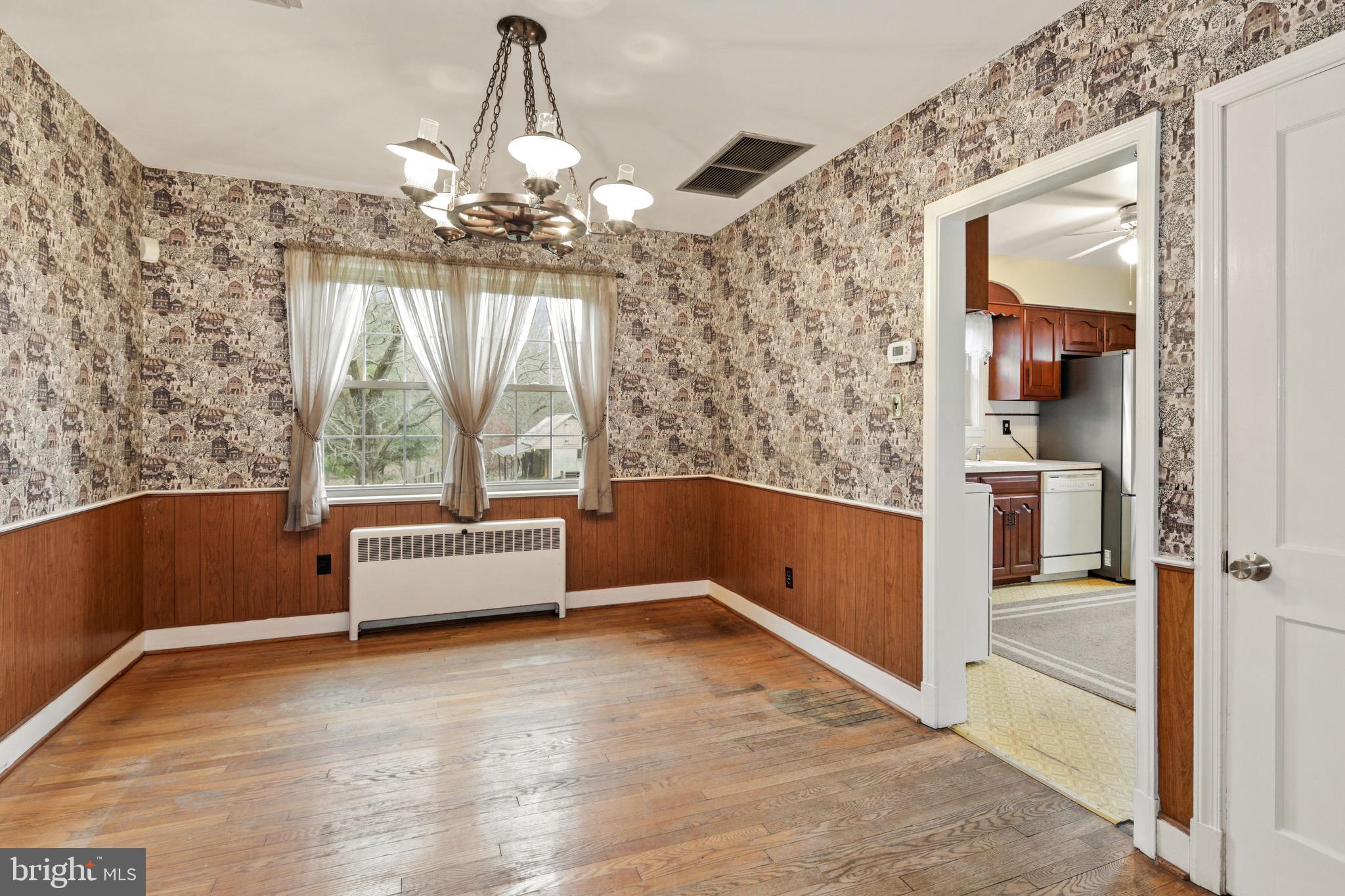 4609 Wards Chapel Road Owings Mills, MD 21117 - Photo 18 of 64 Dining room