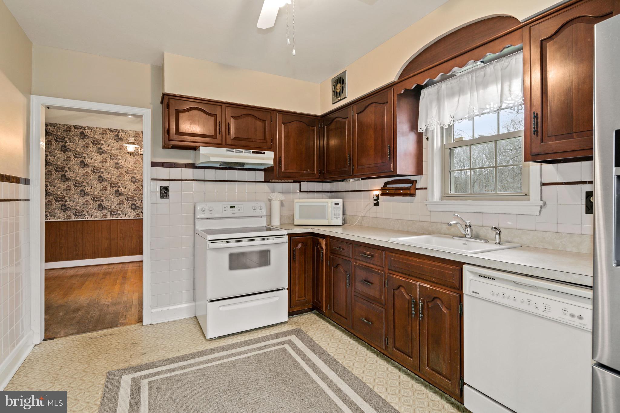 4609 Wards Chapel Road Owings Mills, MD 21117 - Photo 21 of 64 Kitchen