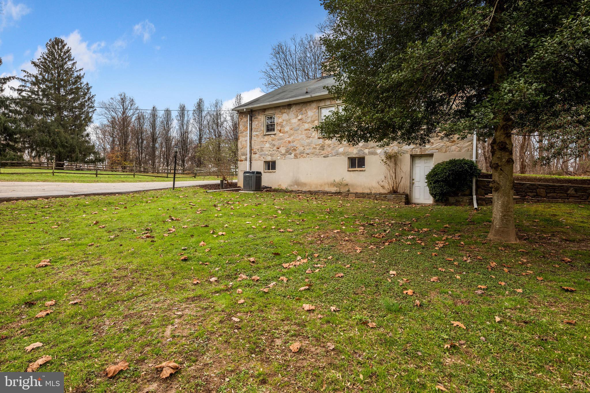 4609 Wards Chapel Road Owings Mills, MD 21117 - Photo 9 of 64 Rear
