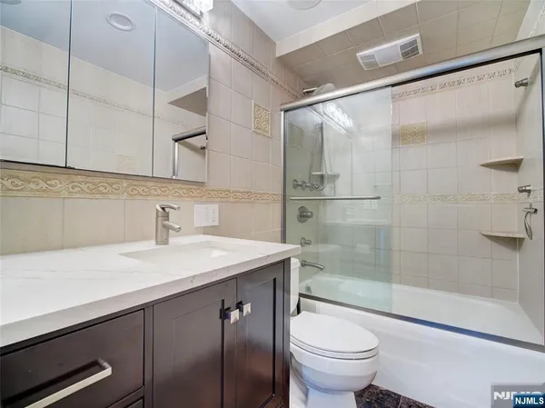 $349,000 | 250 Gorge Road, Unit 29L, Cliffside Park, NJ 07010