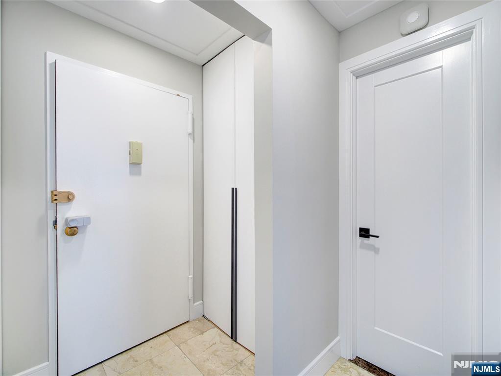250 Gorge Road, Unit 29L Cliffside Park, NJ 07010 - Photo 21 of 31
