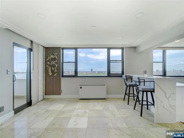 $349,000 | 250 Gorge Road, Unit 29L, Cliffside Park, NJ 07010