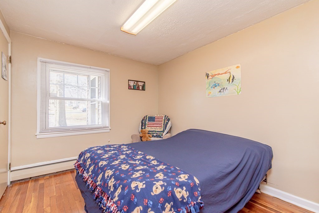 332 Holcomb Road Springfield, MA 01118 - Photo 19 of 39 Gallery Image 19