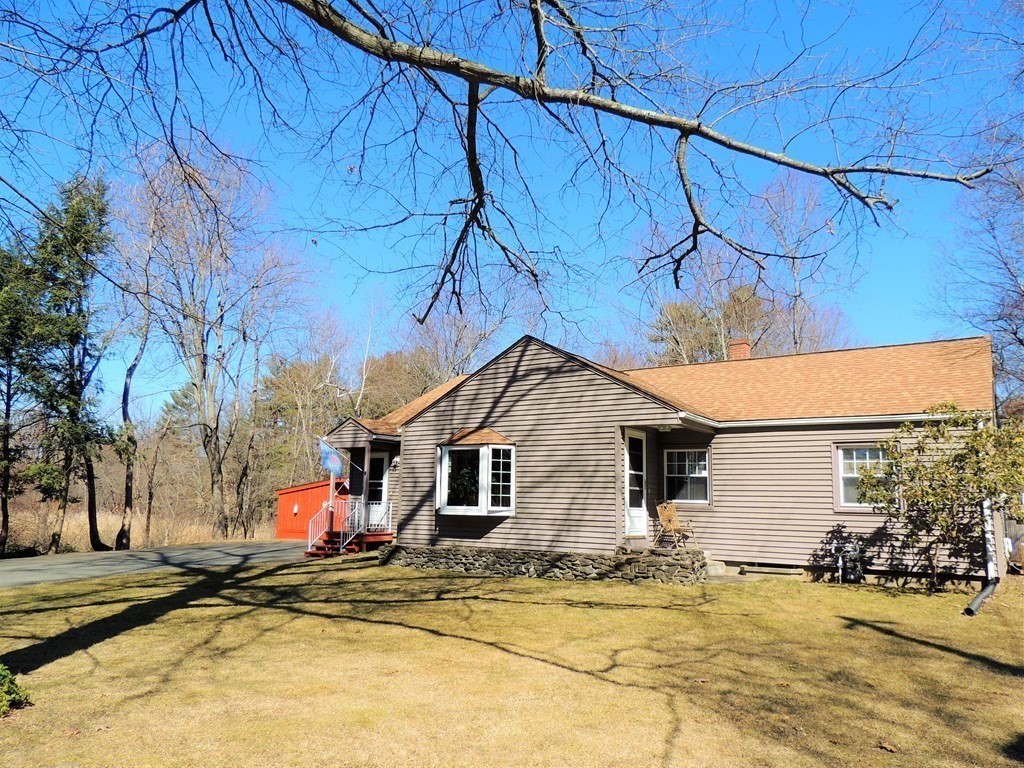332 Holcomb Road Springfield, MA 01118 - Photo 27 of 39 Gallery Image 27