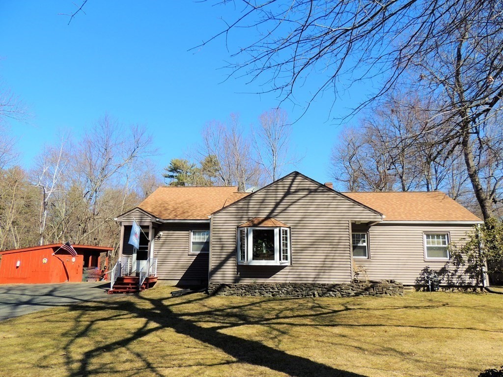 332 Holcomb Road Springfield, MA 01118 - Photo 28 of 39 Gallery Image 28