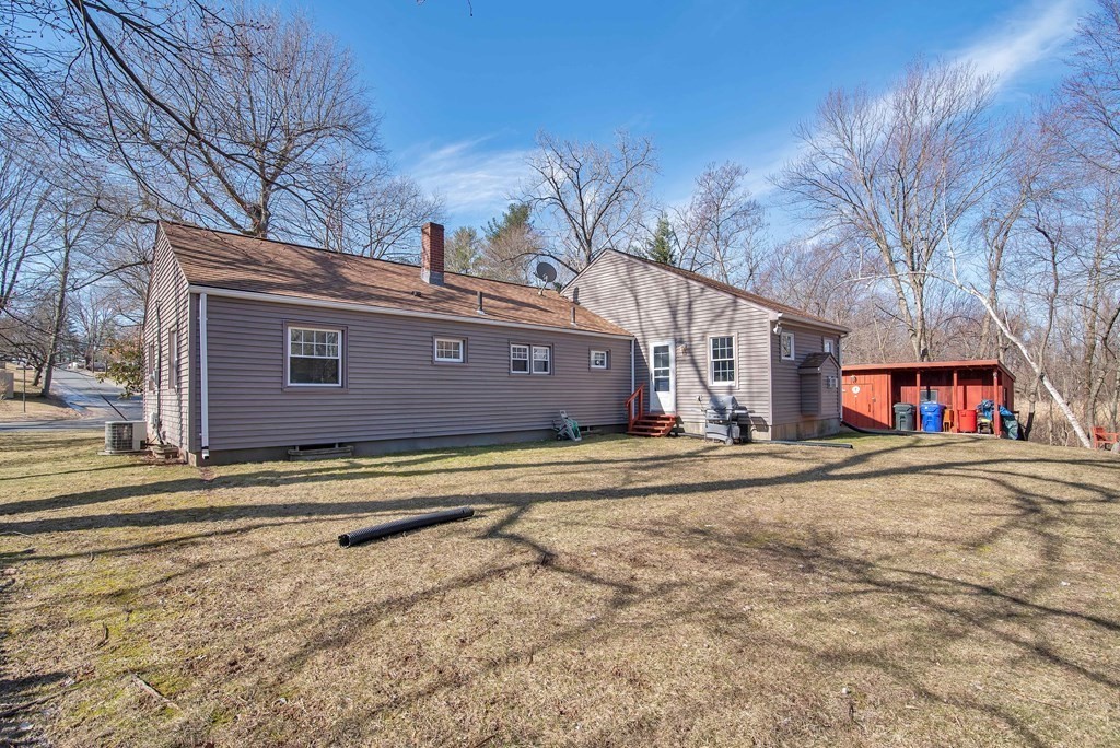332 Holcomb Road Springfield, MA 01118 - Photo 34 of 39 Gallery Image 34