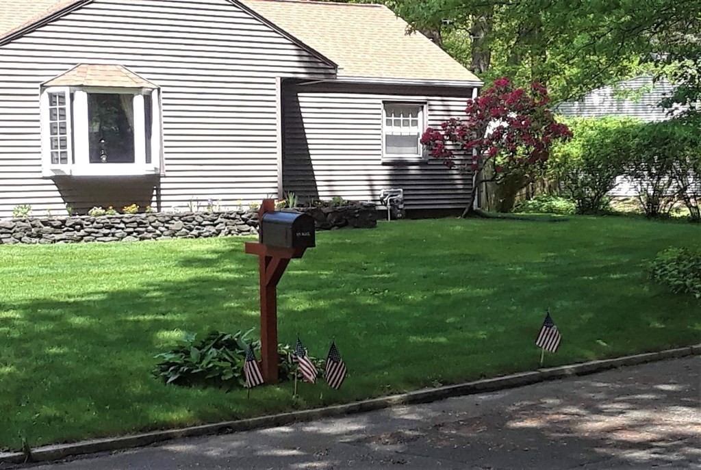 332 Holcomb Road Springfield, MA 01118 - Photo 37 of 39 Gallery Image 37