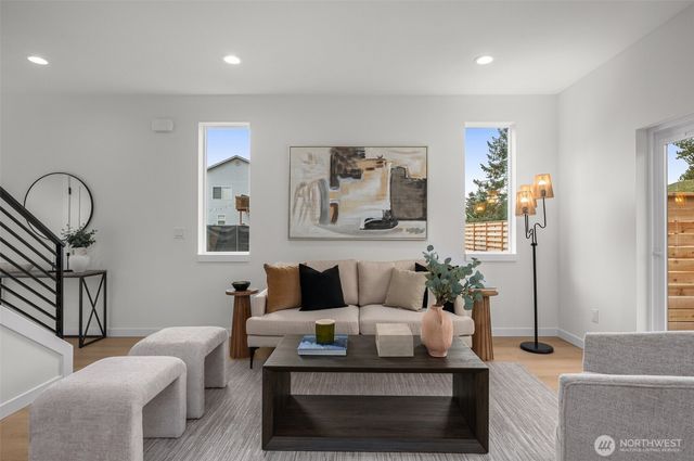 $680,855 | 1520 Hollow Dale Place, Unit H, Everett, WA 98204