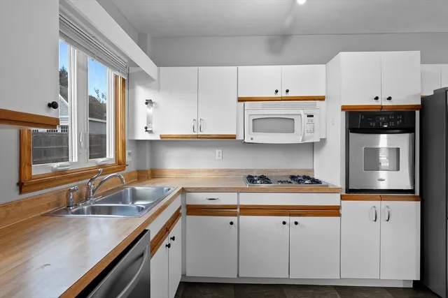 $949,000 | 21 Franklin Street, Woburn, MA 01801