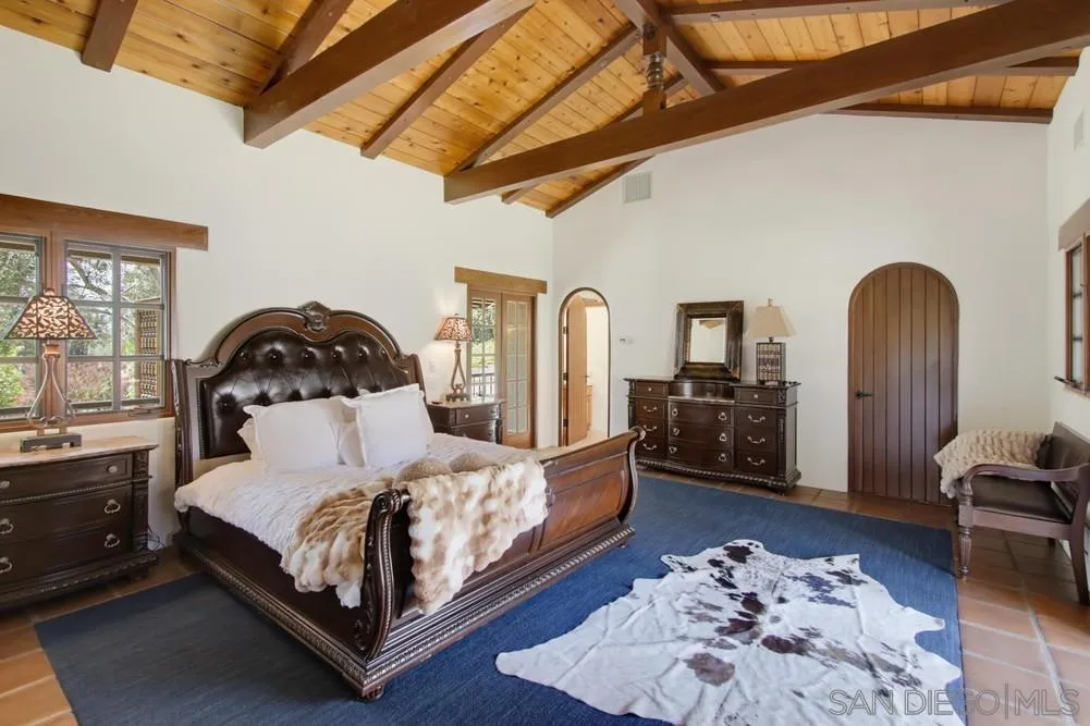 5443 Calzada Del Bosque Rancho Santa Fe, CA 92067 - Photo 40 of 70