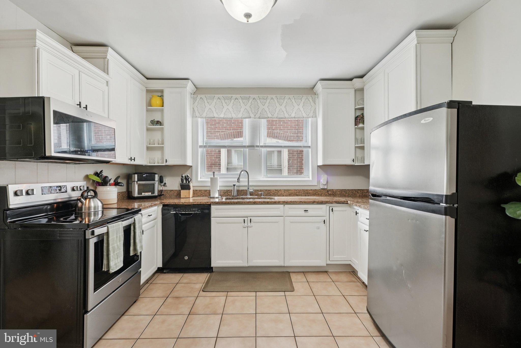 15 East Brown Street Norristown, PA 19401 - Photo 9 of 26