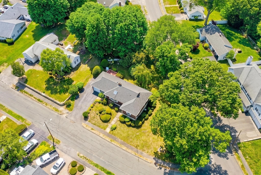 18 Williams Road Lynnfield, MA 01940 - Photo 37 of 40