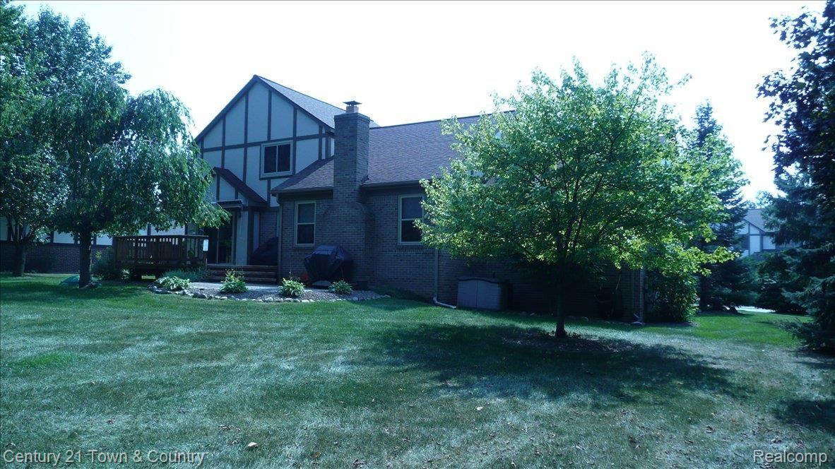 1160 Maple Leaf Drive Rochester, MI 48309 - Photo 8 of 8 BACK