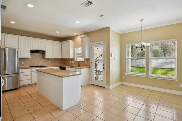 $329,900 | 101 Borondo Reach, La Marque, TX 77568