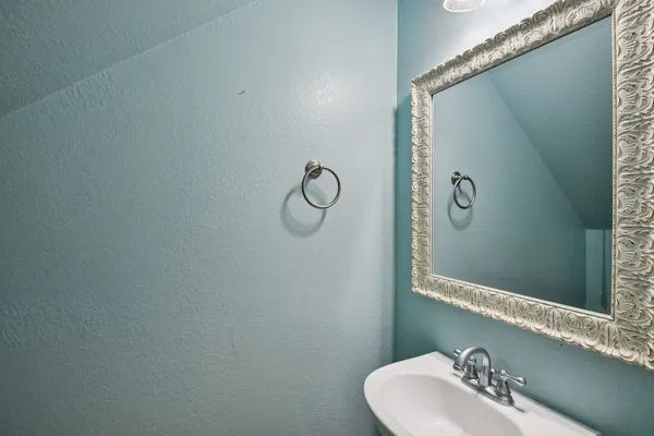 $329,900 | 101 Borondo Reach, La Marque, TX 77568