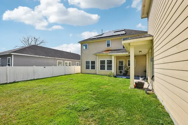 $329,900 | 101 Borondo Reach, La Marque, TX 77568