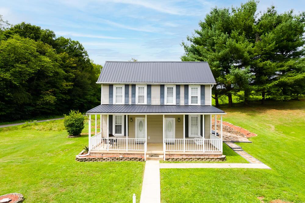 883 East Hydell Road Chillicothe, OH 45601 - Photo 1 of 33
