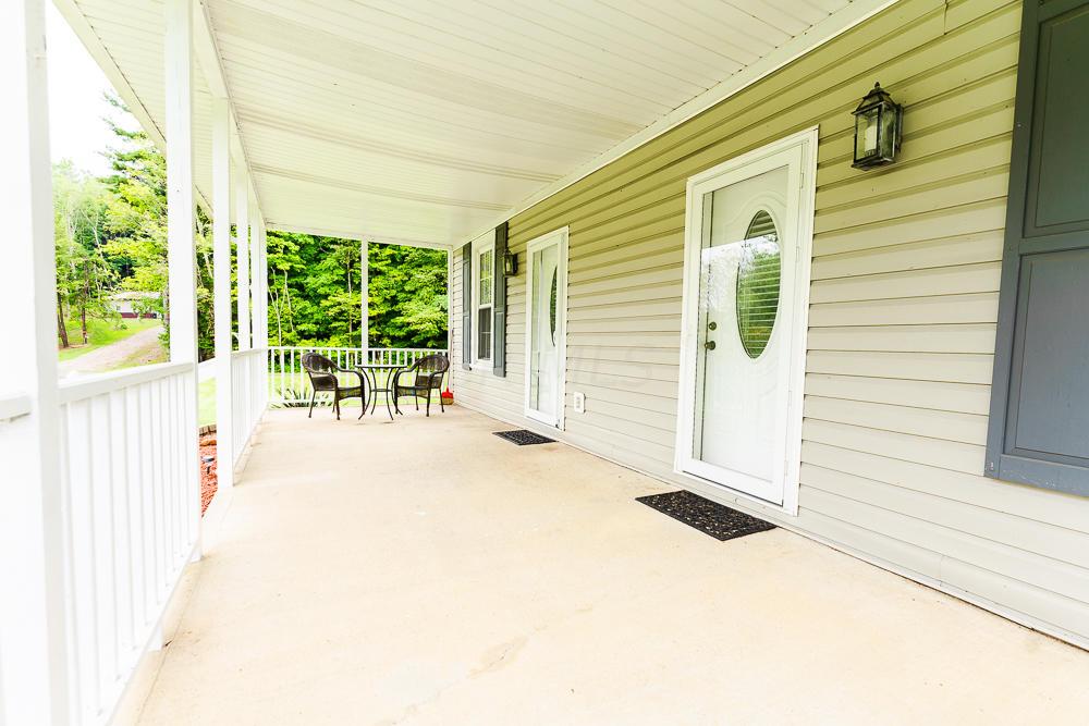 883 East Hydell Road Chillicothe, OH 45601 - Photo 2 of 33