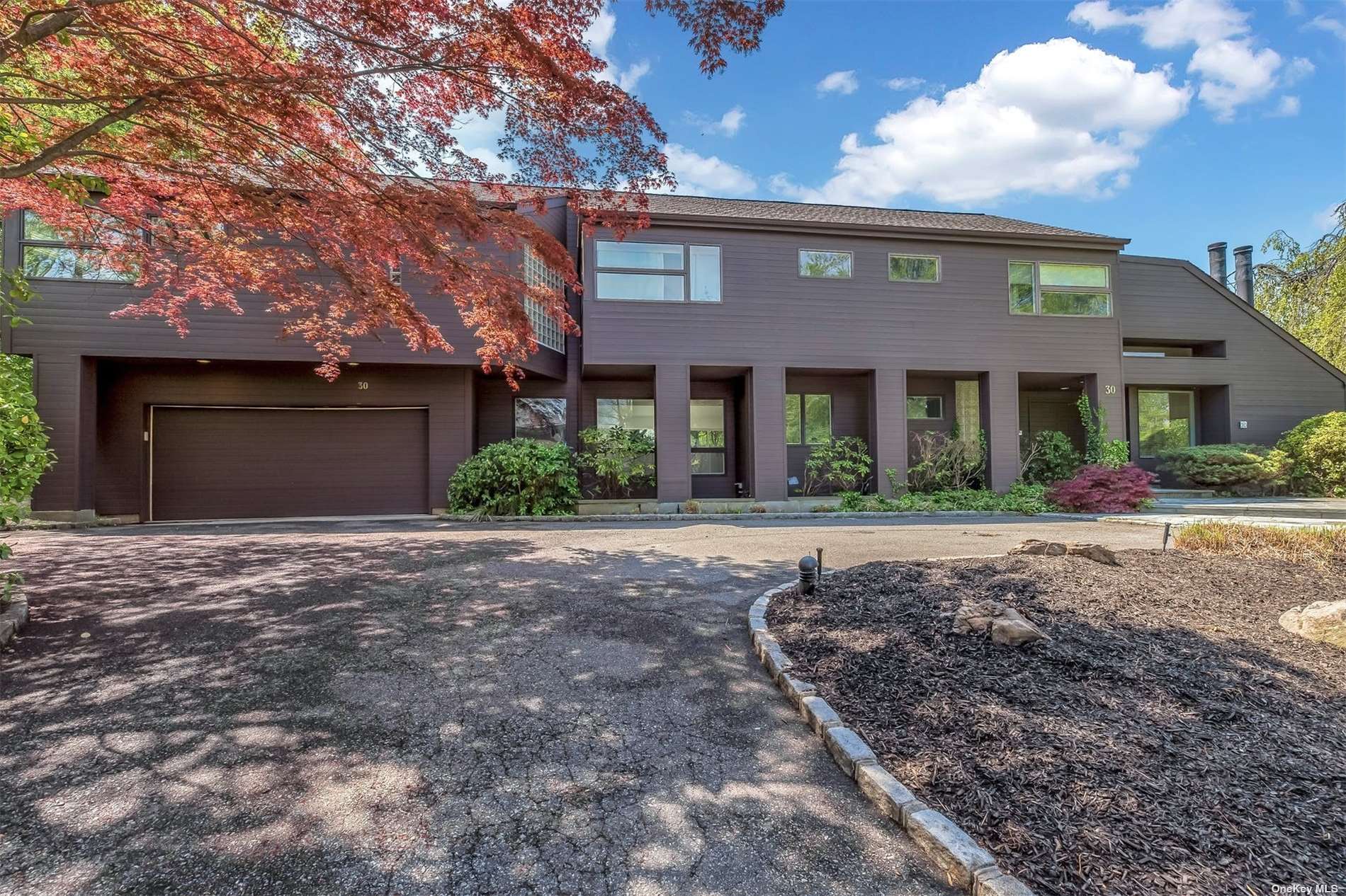 30 Ridge Drive East Great Neck, NY 11021 - Photo 1 of 1 Gallery Image 1