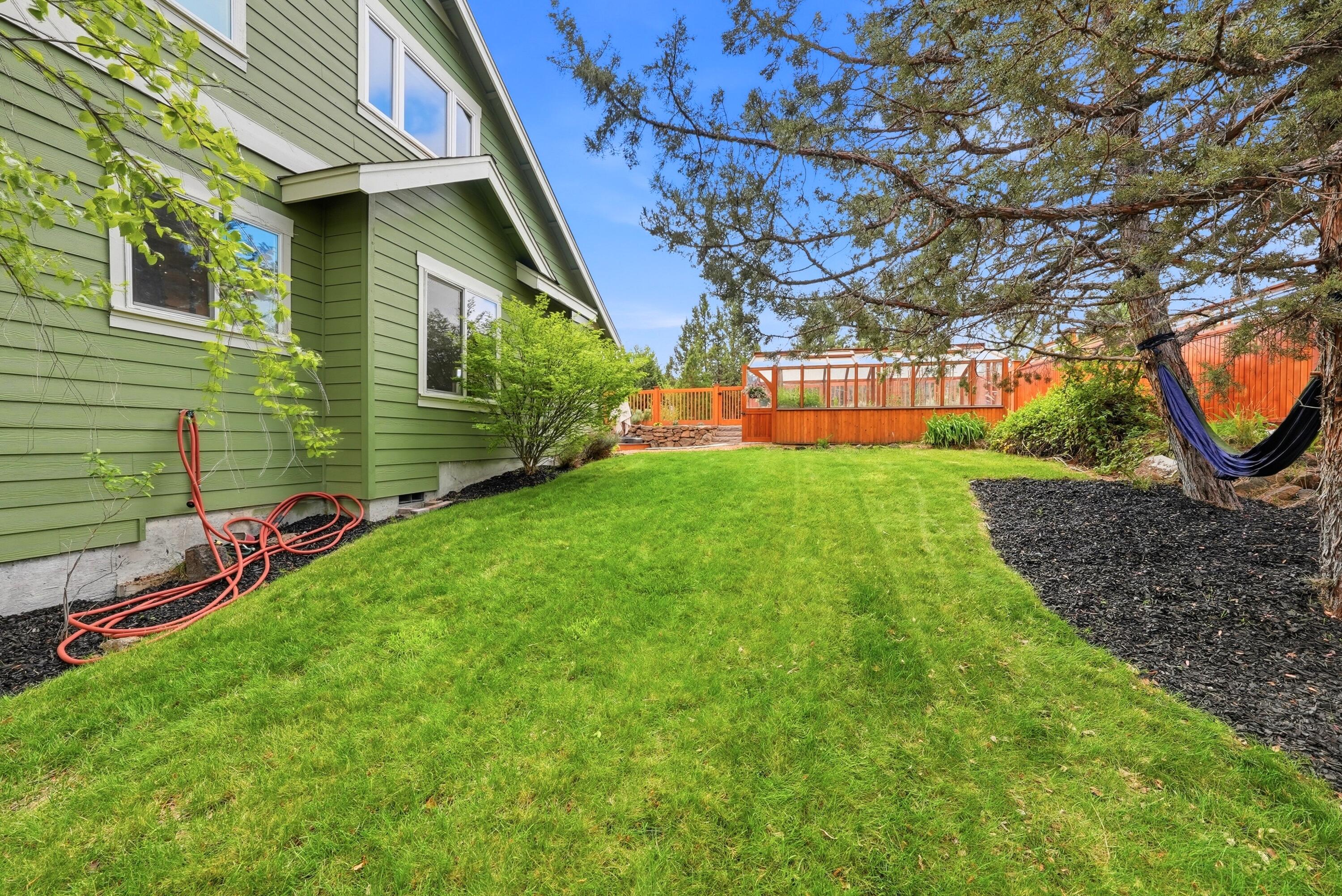 61153 Ridgewater Loop Bend, OR 97702 - Photo 45 of 63 60-print-Riley_Visuals_025