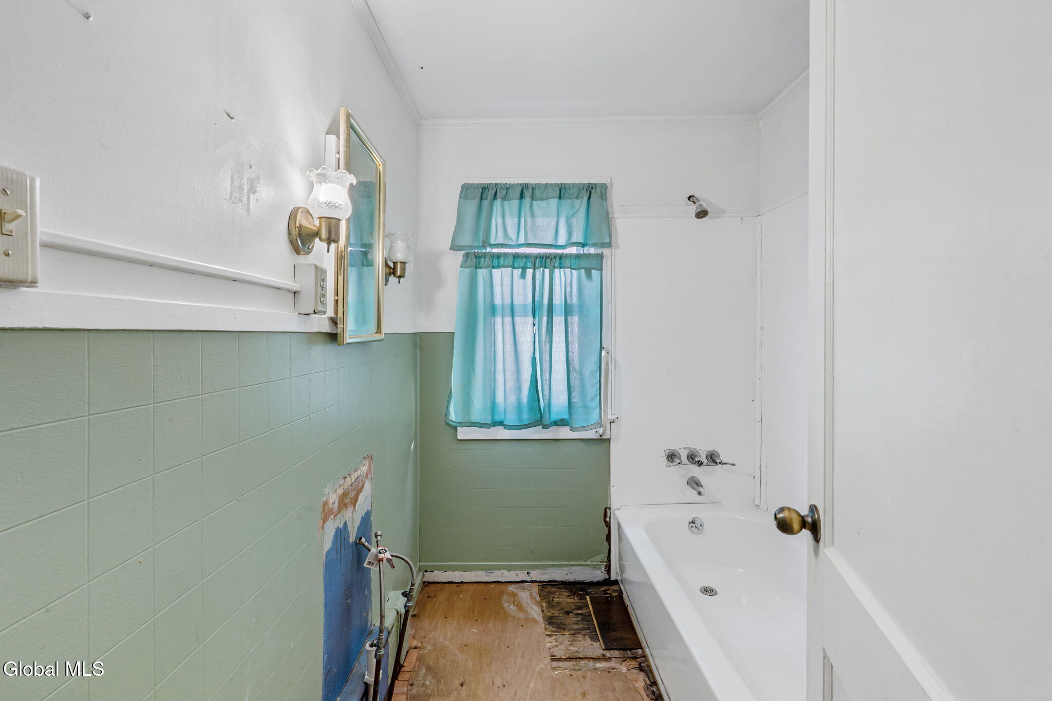 64 Grove Street Cairo, NY 12413 - Photo 37 of 58 Unit 2 Bathroom