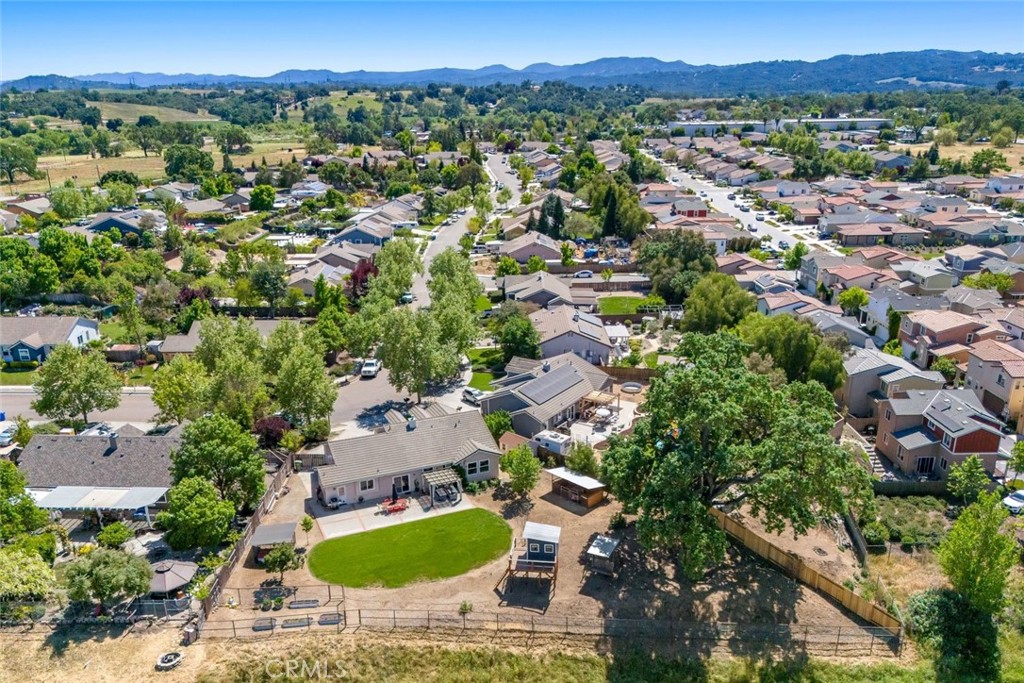 310 Whitewater Road Templeton, CA 93465 - Photo 31 of 35