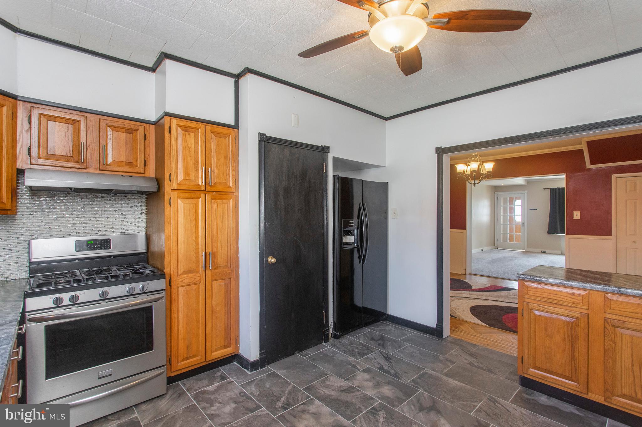 7158 Charles Street Philadelphia, PA 19135 - Photo 15 of 34