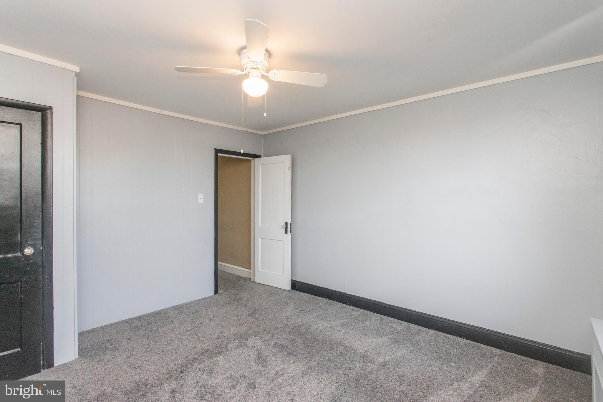 7158 Charles Street Philadelphia, PA 19135 - Photo 16 of 34