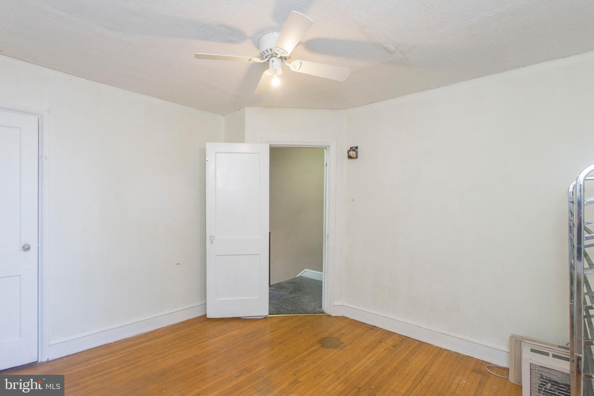 7158 Charles Street Philadelphia, PA 19135 - Photo 24 of 34