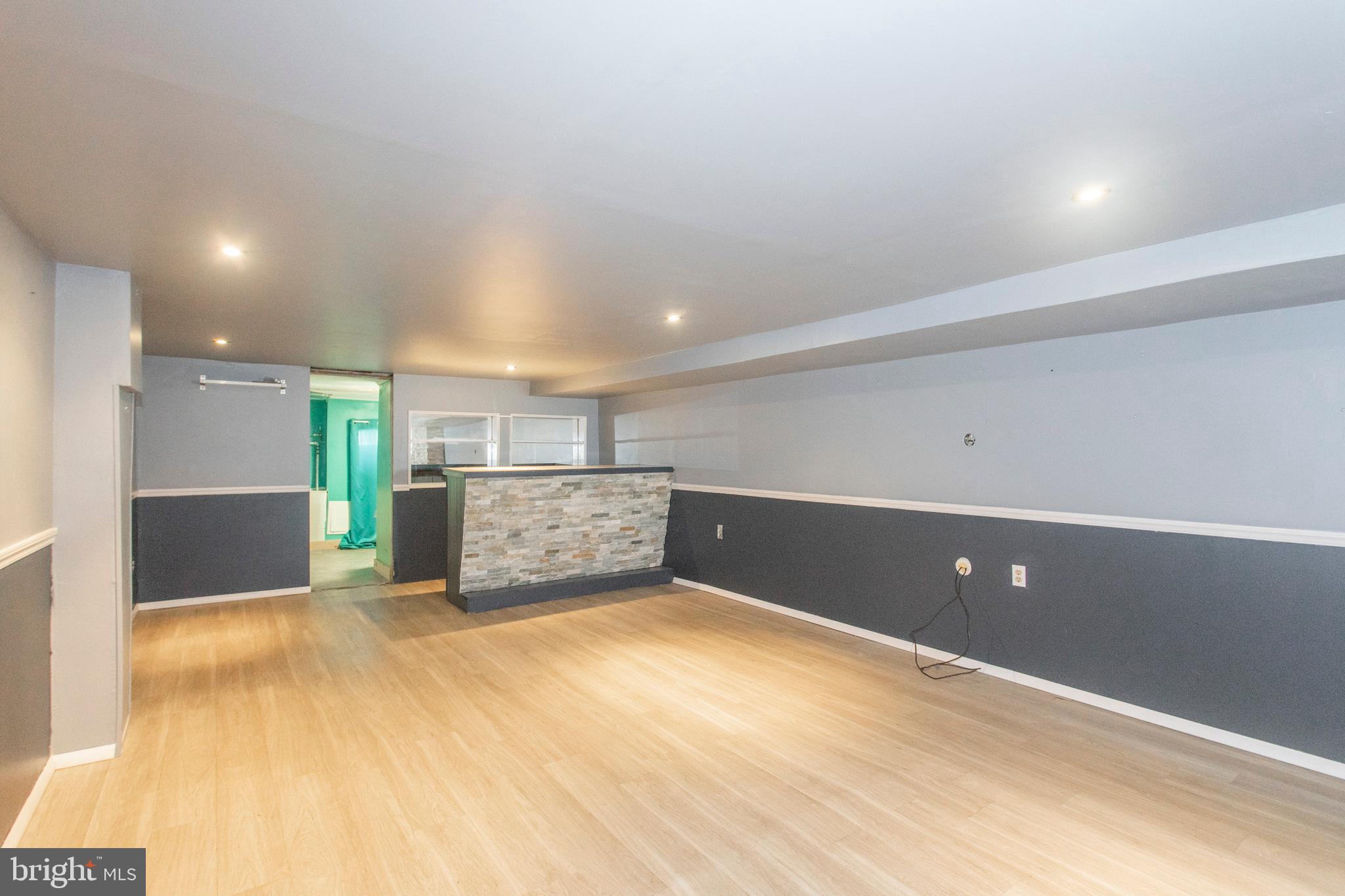 7158 Charles Street Philadelphia, PA 19135 - Photo 25 of 34