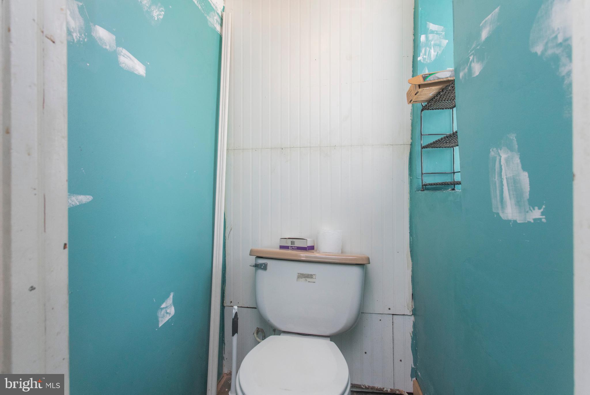 7158 Charles Street Philadelphia, PA 19135 - Photo 31 of 34