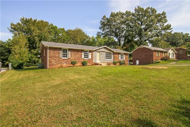 613 Paddy Run Road Clarksville, TN 37042 - Photo 3 of 20 Beautifully renovated home with 3 bedrooms and 2. bathrooms, great for a new family or individuals looking for a home to allow for entertaining.
