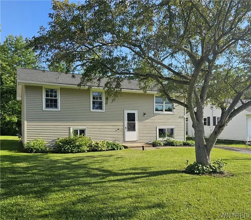 $195,000 | 703 Beach Road, Evans, NY 14006