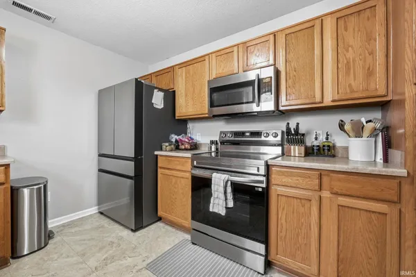 $1,750 | 2114 Black Bear Drive, Fort Wayne, IN 46808