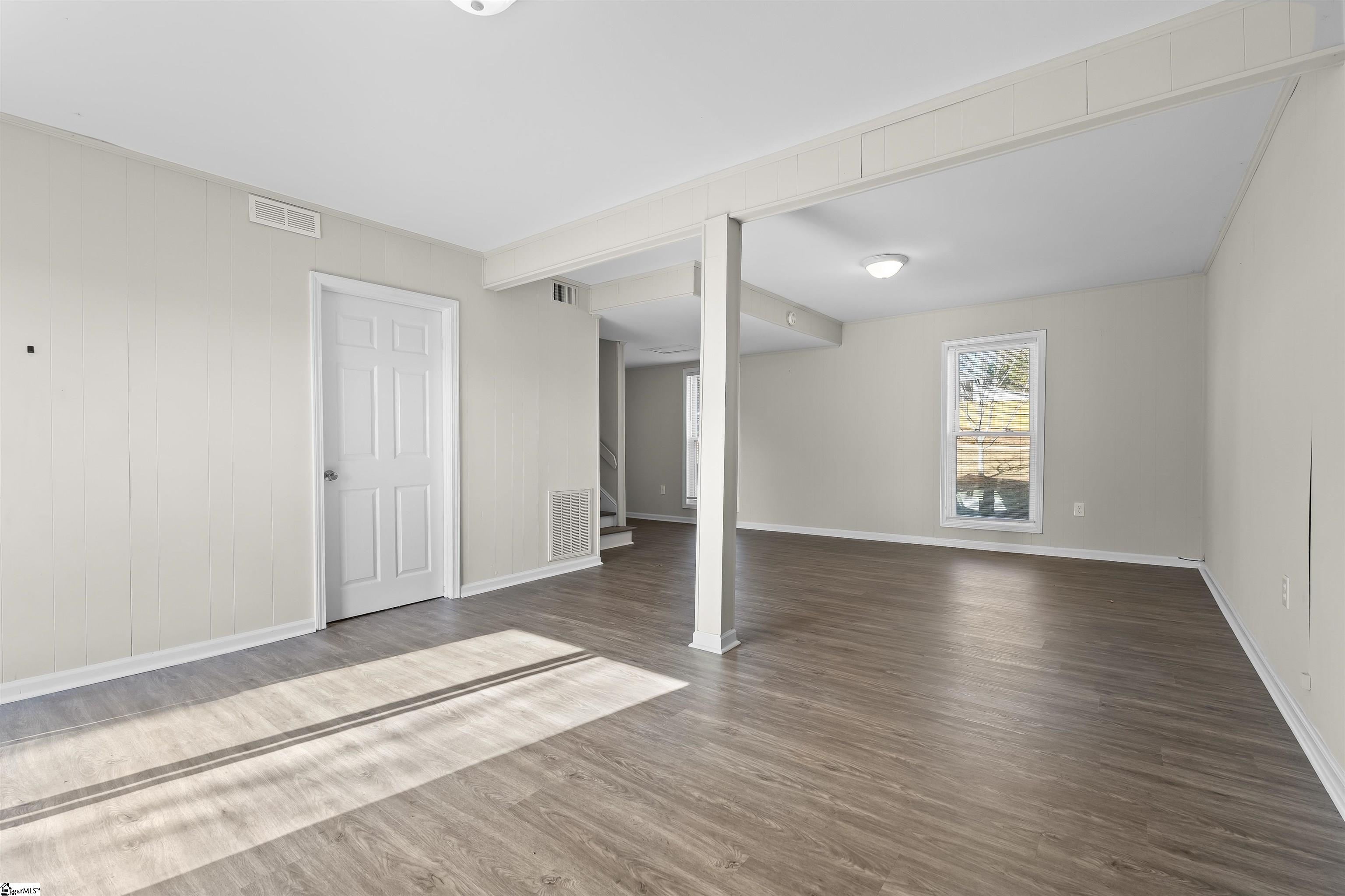 2403 East Tyger Bridge Road Greer, SC 29651 - Photo 10 of 35