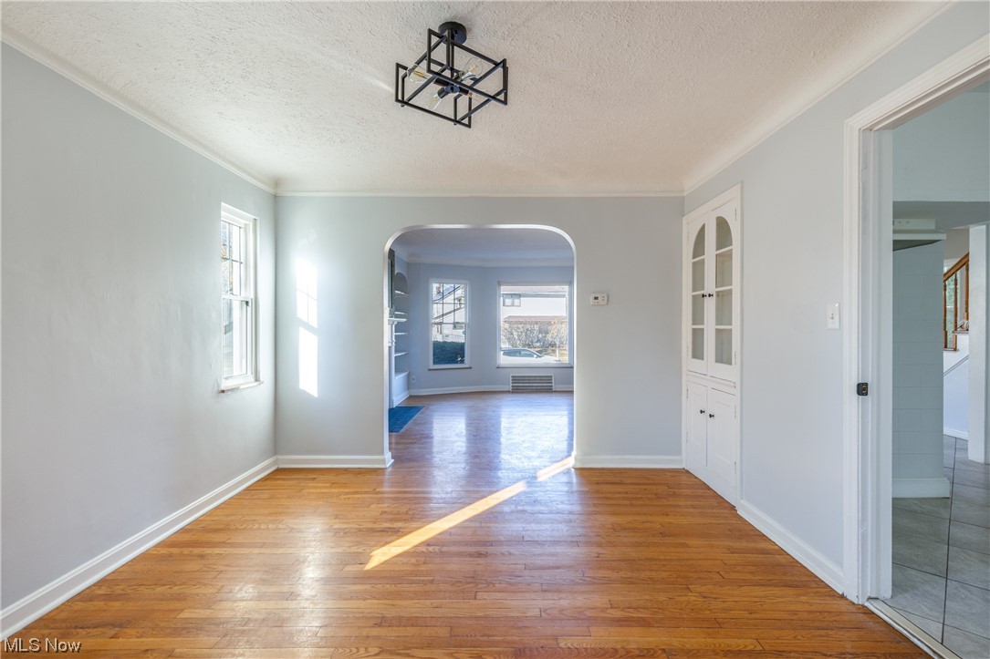 3814 Silsby Road Cleveland, OH 44118 - Photo 8 of 25 Gallery Image 8