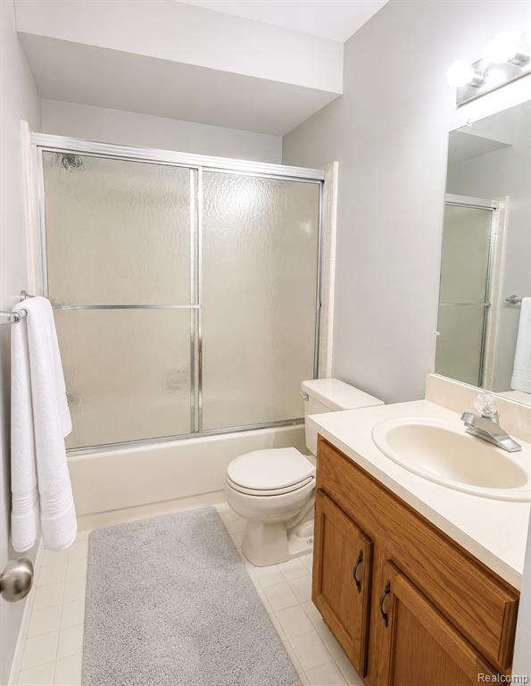 29838 Utica Road, Unit 25 Roseville, MI 48066 - Photo 7 of 15