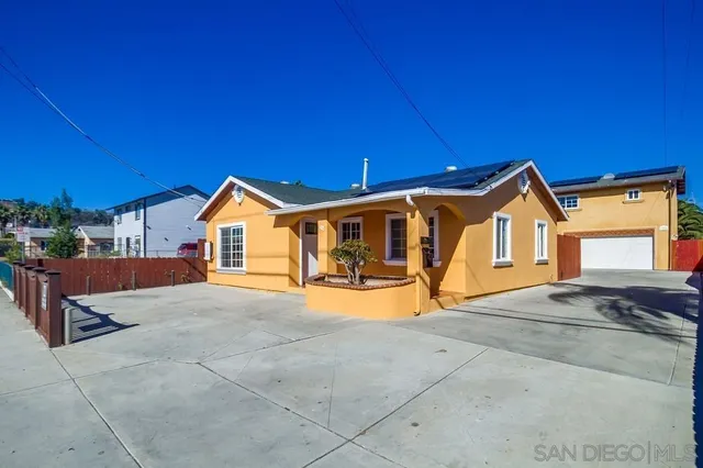 $1,195,000 | 796 West Washington Avenue, El Cajon, CA 92020