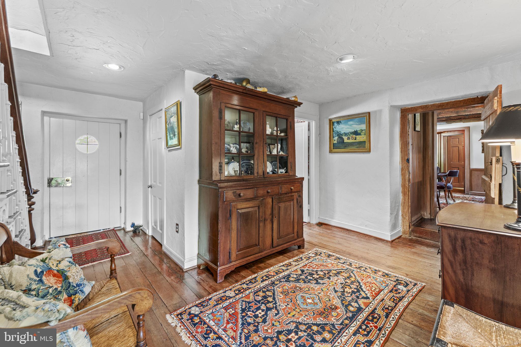 6143 Coon Tree Road The Plains, VA 20198 - Photo 13 of 112