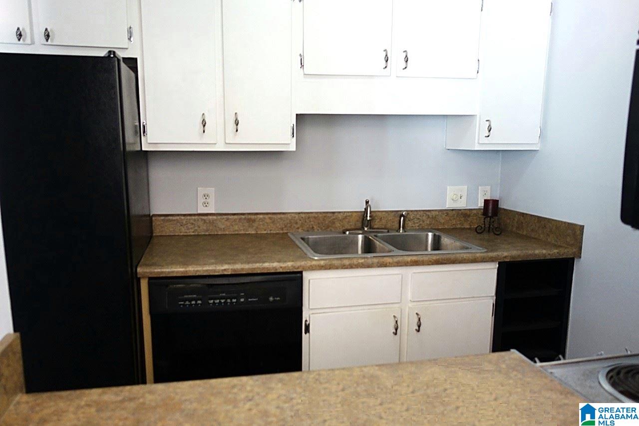 3350 Altamont Road South, Unit D19 Birmingham, AL 35205 - Photo 10 of 19 Gallery Image 10