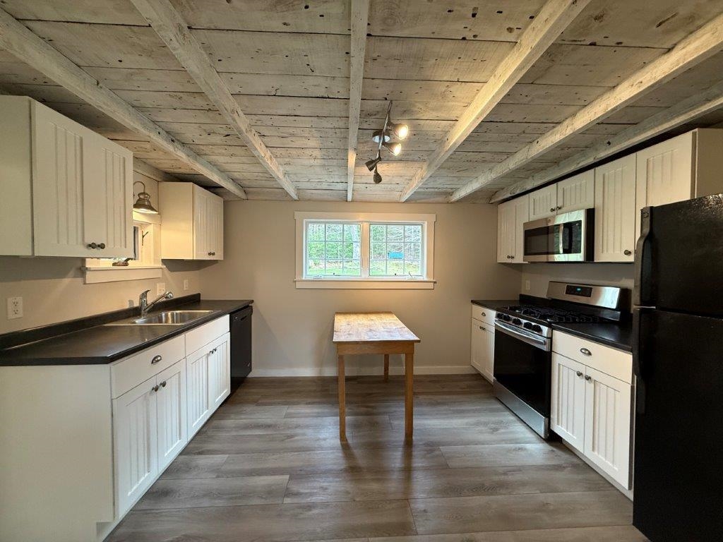 232 River Road Canaan, NH 03741 - Photo 8 of 57