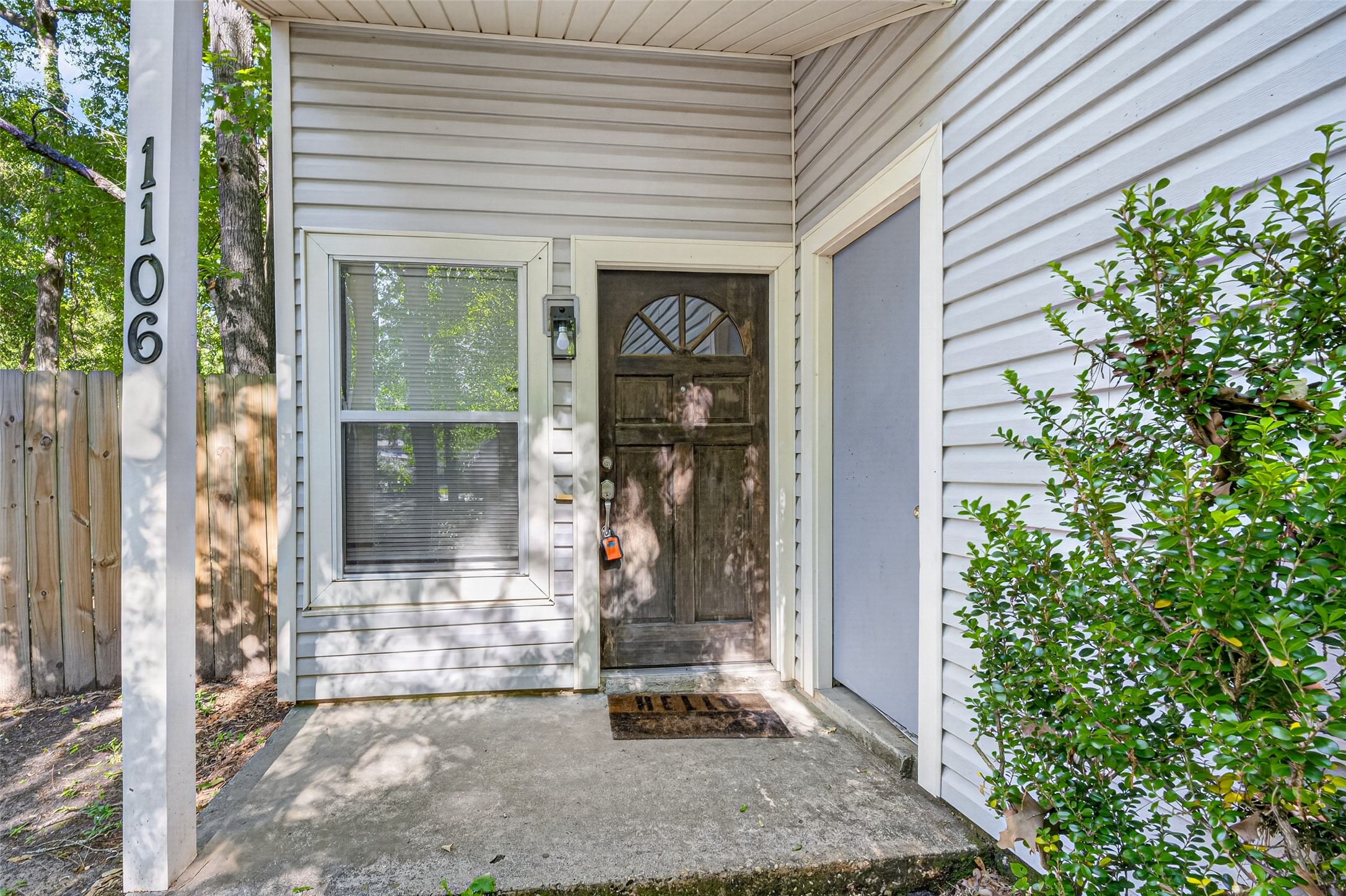 a view of a entryway door of the house