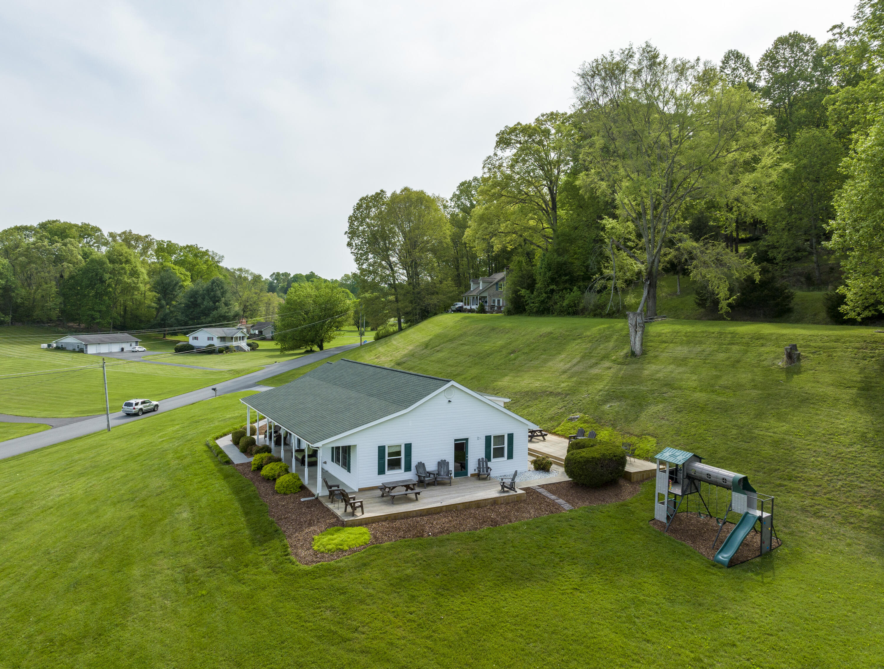 365 Max Jett Road Johnson City, TN 37601 - Photo 6 of 47 C350DF6D-22D6-446E-B853-C9AFBCBD7C3E