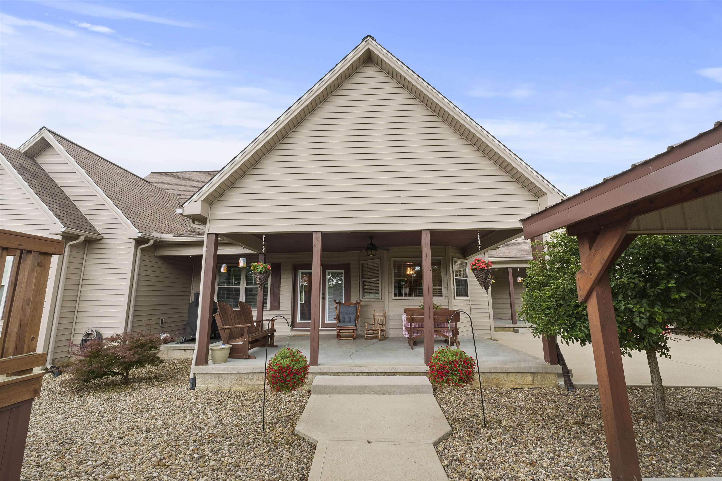 255 Adkins Road Olive Hill, KY 41164 - Photo 7 of 48