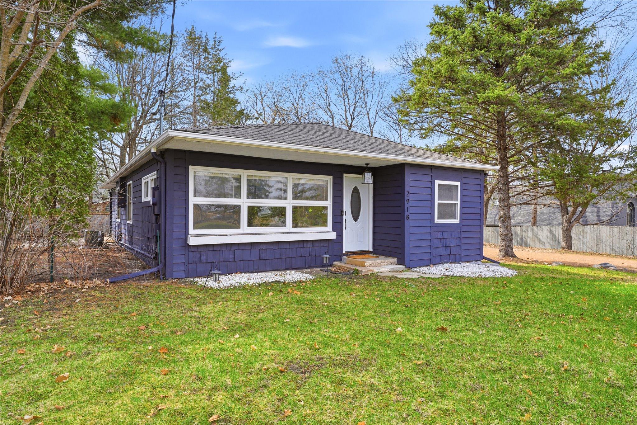 2918 County Road 101 Wayzata, MN 55391 - Photo 2 of 30